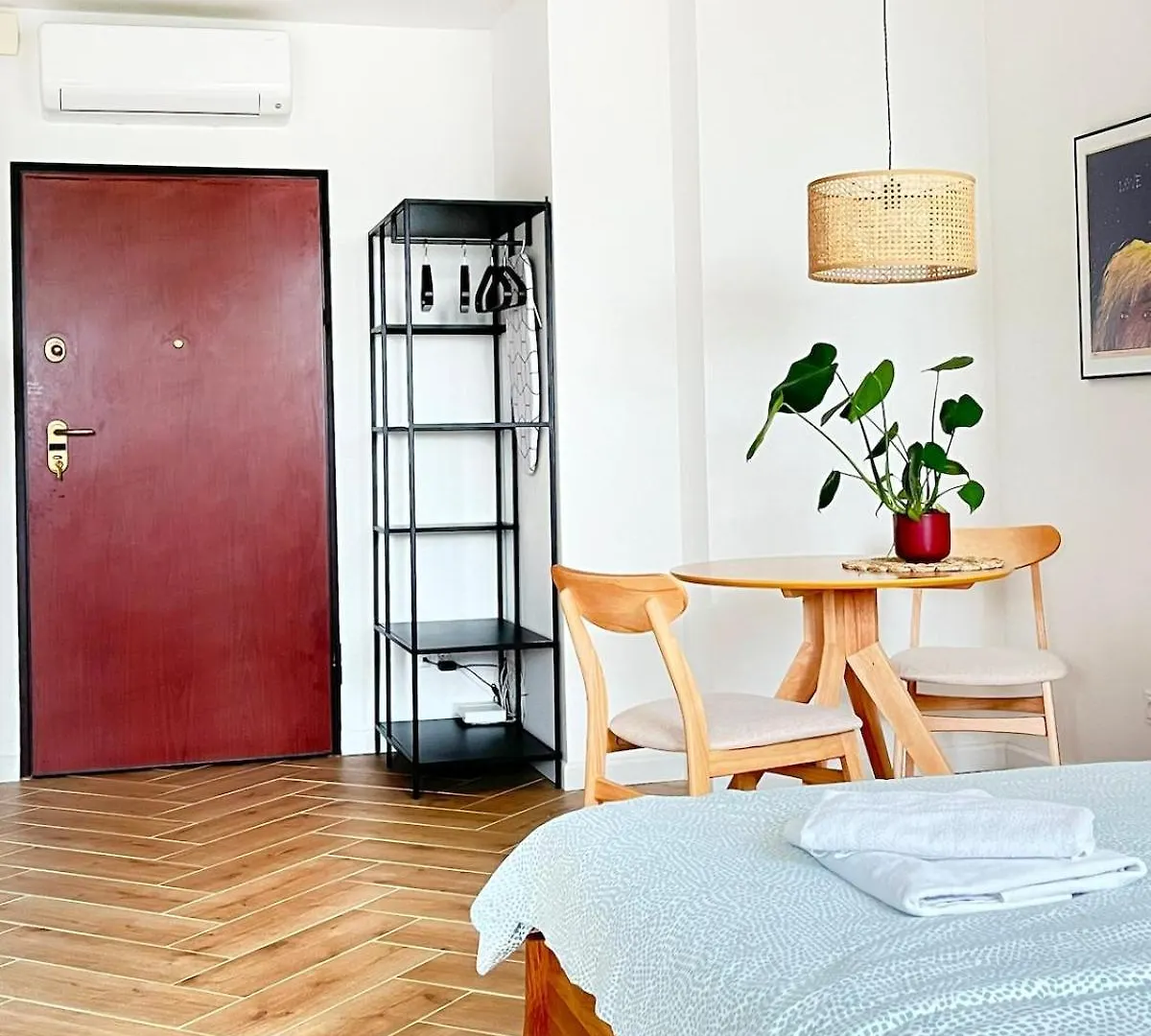 Premium Jacuzzi With Air Conditioning, Main Square Cracow Krakow Apartment