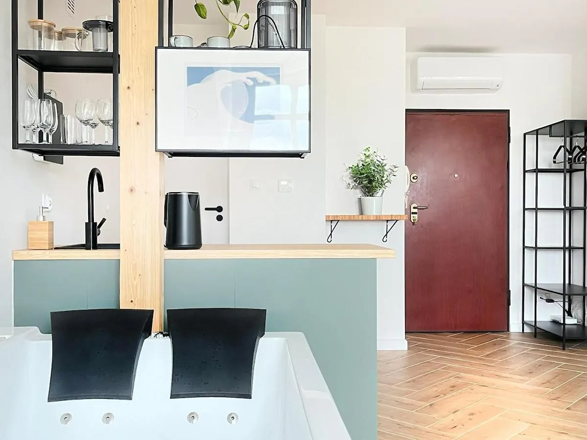 Apartment Premium Jacuzzi With Air Conditioning, Main Square Cracow Krakow Poland